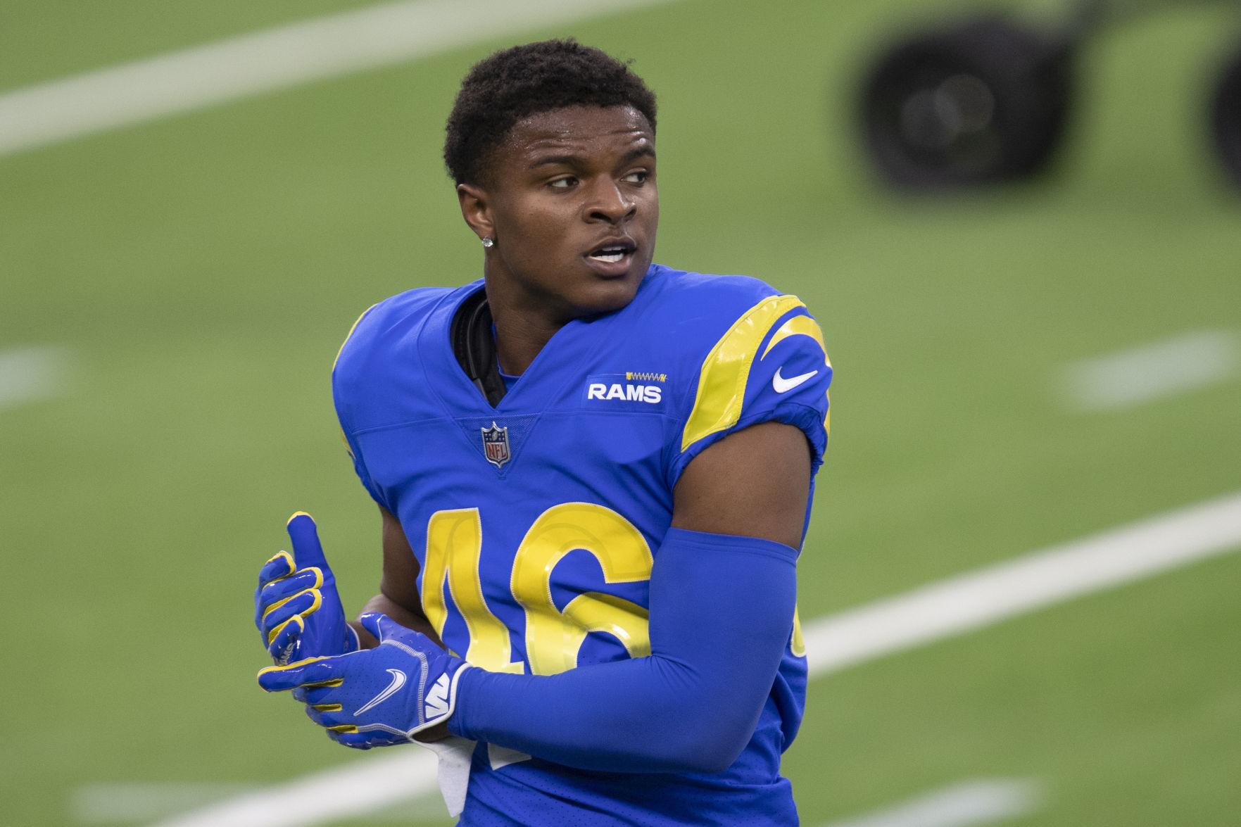 Bears Rams Football